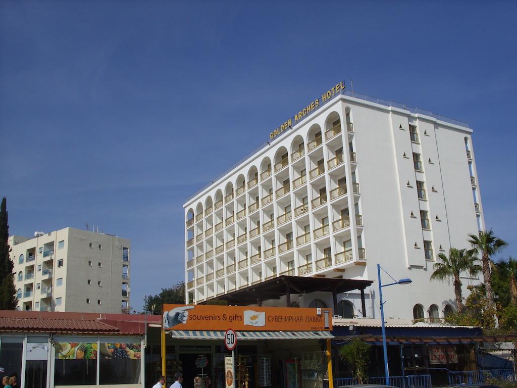 Golden Arches Hotel Limassol Exterior photo